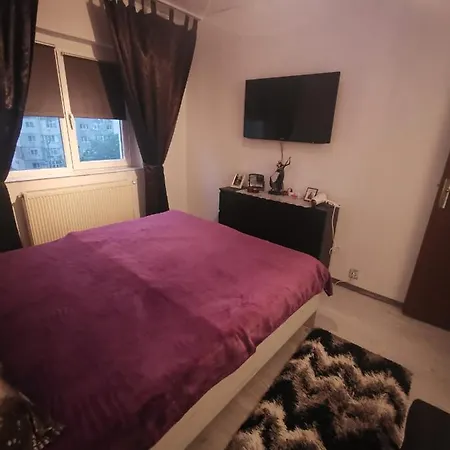 Appartamento Jeni Apartament *